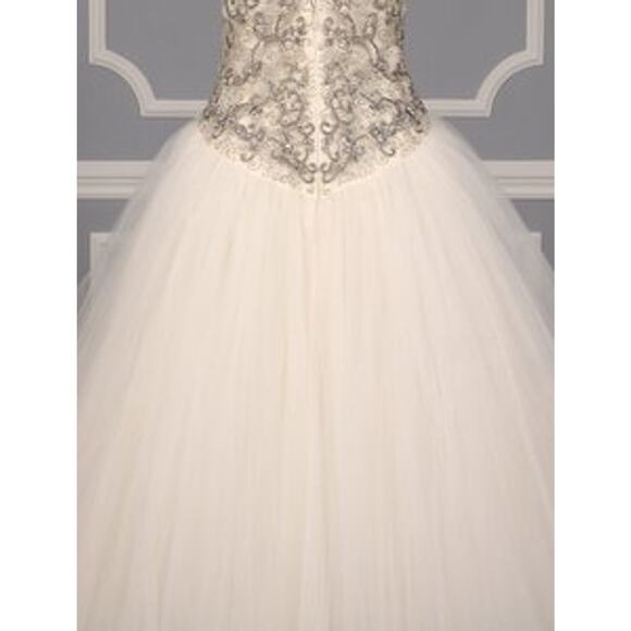 KENNETH POOL Giada K436 V Neck Sleeveless Ballgown Beaded Tulle Wedding Dress 10 - Picture 10 of 12